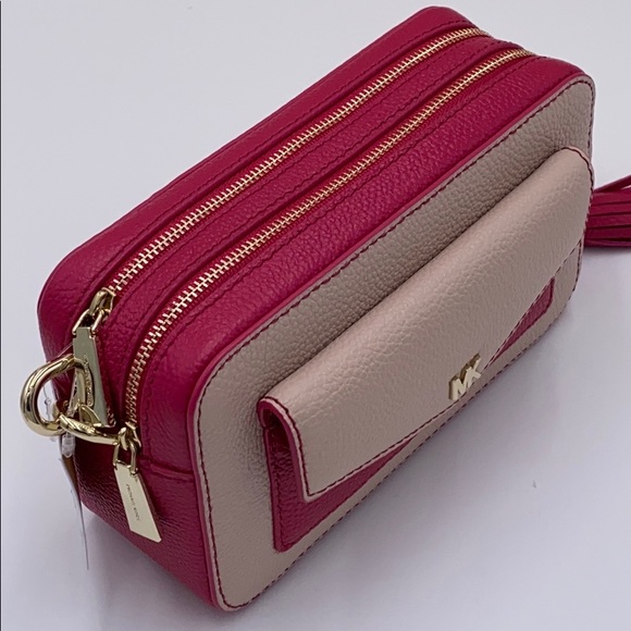 Micheal Kors CROSSBODIES SMALL POCKET CAMERA BAG - Picture 9 of 14